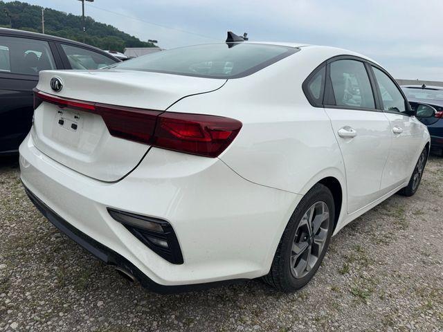 Photo of 2020 Clear White Kia Forte