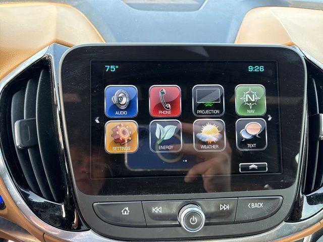 Photo of 2017 Summit White Chevrolet Volt