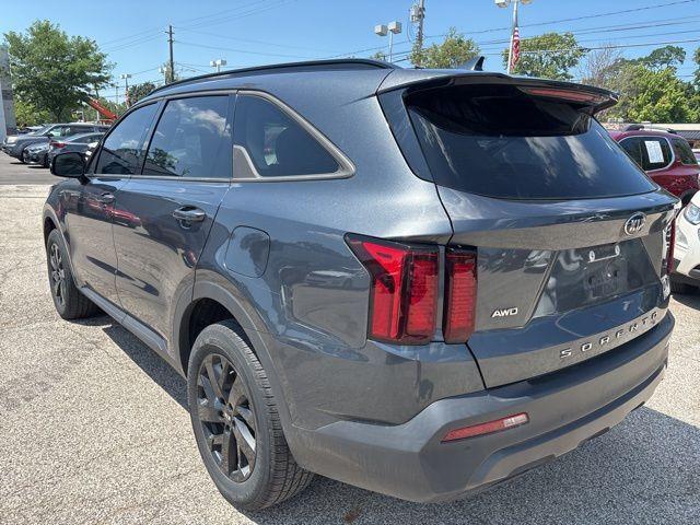 Photo of 2021 Gravity Gray Kia Sorento