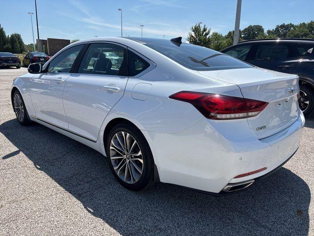 Photo of 2015 Casablanca White Hyundai Genesis
