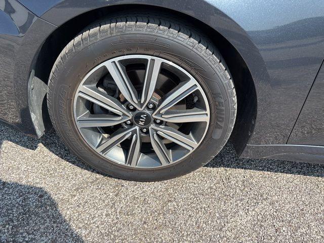 Photo of 2020 Gravity Gray Kia Optima