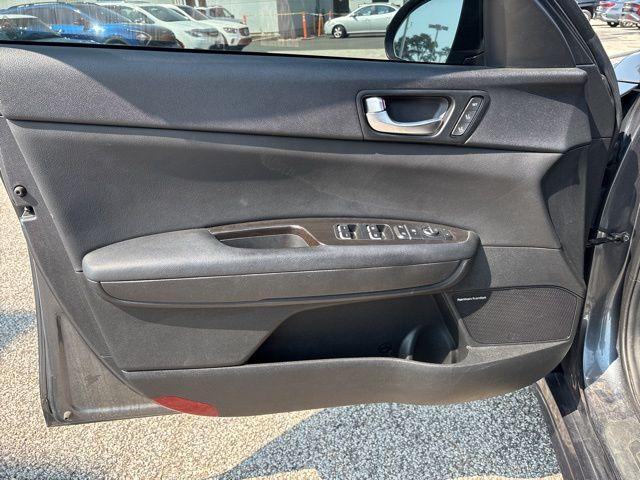 Photo of 2020 Gravity Gray Kia Optima