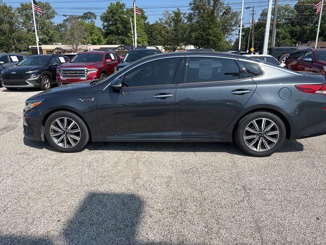 Photo of 2020 Gravity Gray Kia Optima
