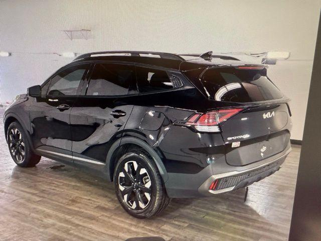 Photo of 2023 Ebony Black Kia Sportage