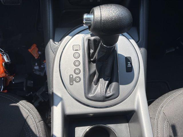 Photo of 2015 Twilight Blue Kia Sportage