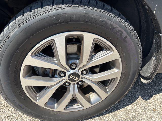 Photo of 2015 Twilight Blue Kia Sportage
