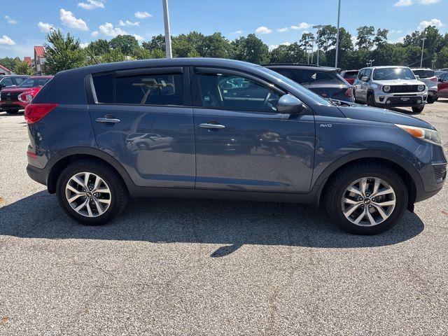 Photo of 2015 Twilight Blue Kia Sportage