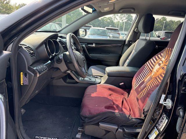 Photo of 2012 Ebony Black Kia Sorento