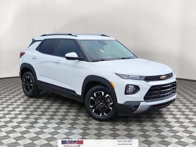 Photo of 2022 Summit White Chevrolet Trailblazer