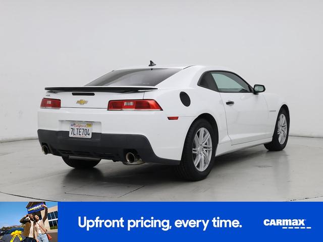 Photo of 2015 White Chevrolet Camaro
