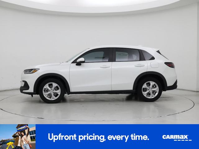 Photo of 2023 White Honda HR-V