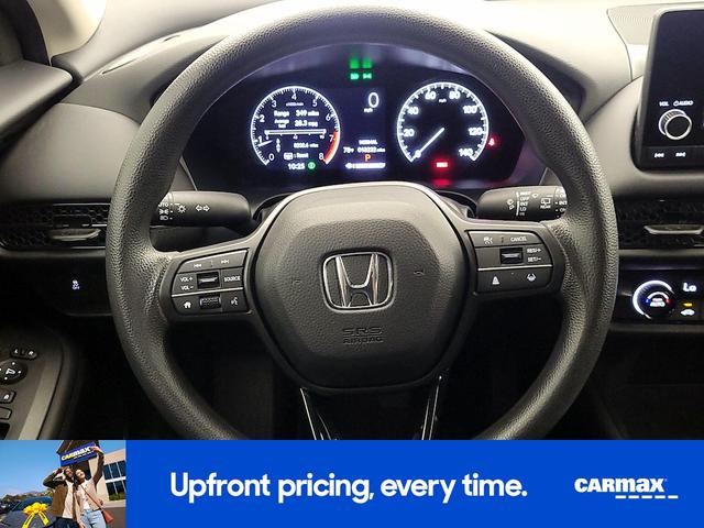 Photo of 2023 White Honda HR-V