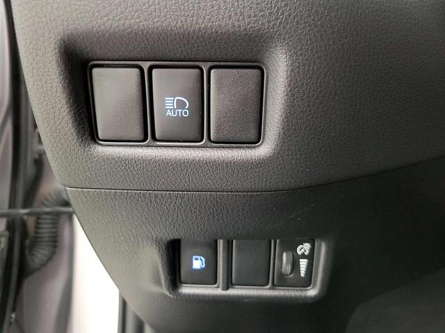 Photo of 2019 Silver Toyota C-HR