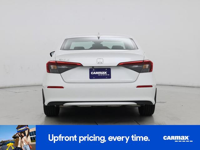 Photo of 2024 White Honda Civic