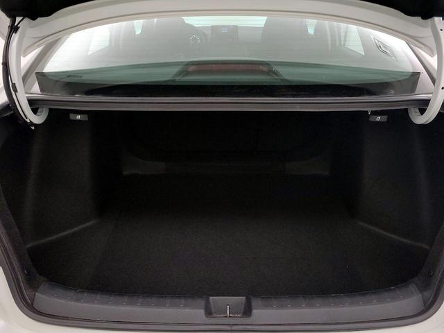Photo of 2024 White Honda Civic