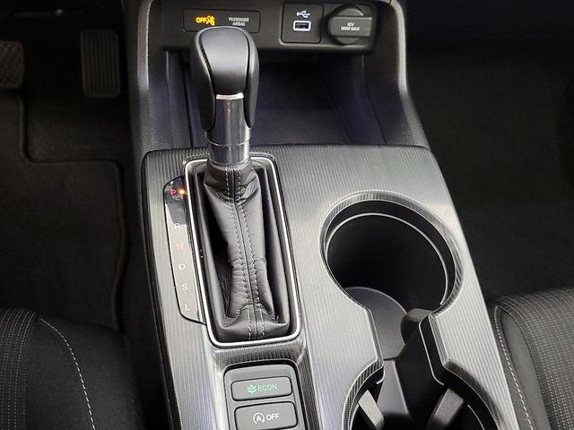 Photo of 2024 White Honda Civic