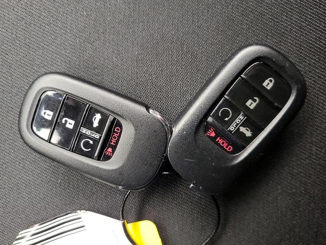 Photo of 2024 White Honda Civic
