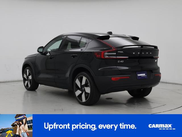 Photo of 2022 Black Volvo C40 Recharge Pure Electric