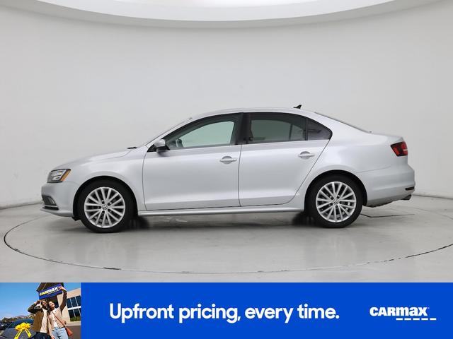 Photo of 2016 Gray Volkswagen Jetta