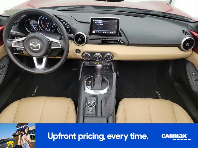 Photo of 2016 Red Mazda MX-5 Miata