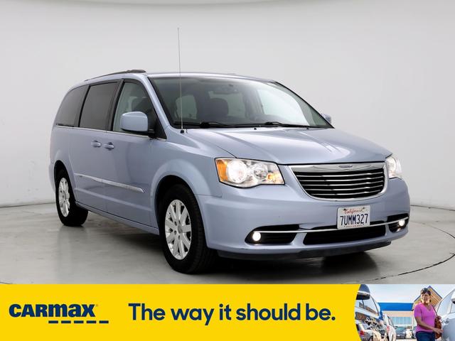 2016 Chrysler Town & Country