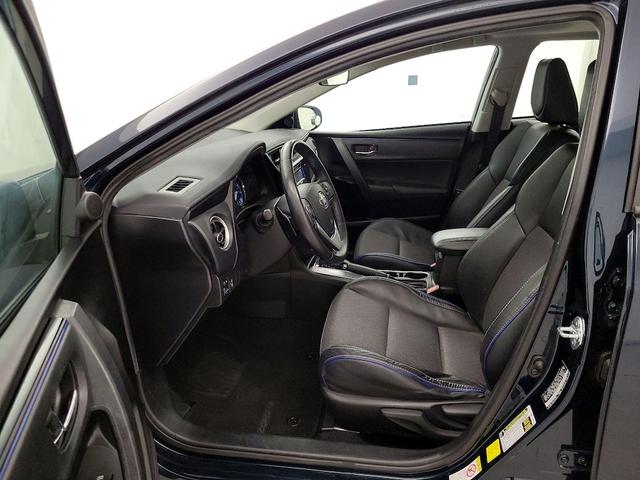 Photo of 2017 Black Toyota Corolla