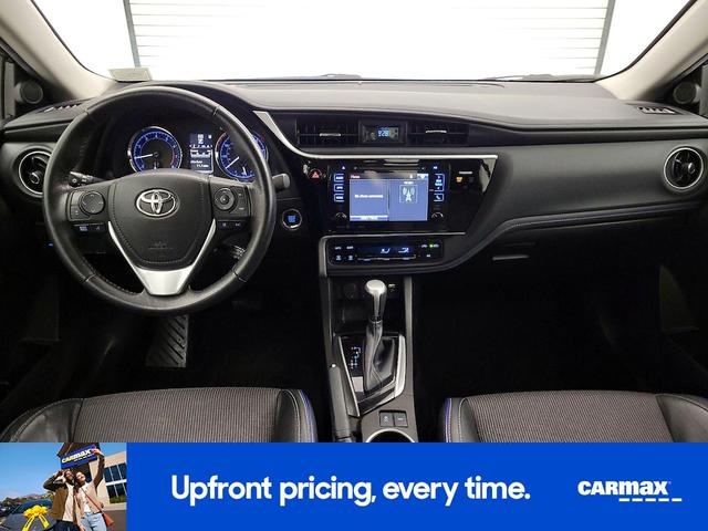 Photo of 2017 Black Toyota Corolla