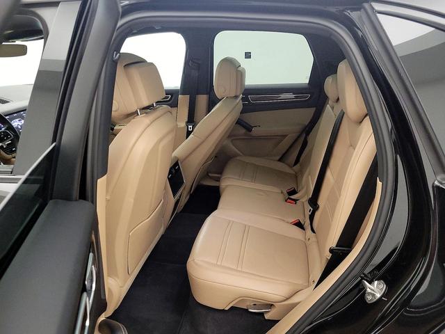Photo of 2020 Black Porsche Cayenne