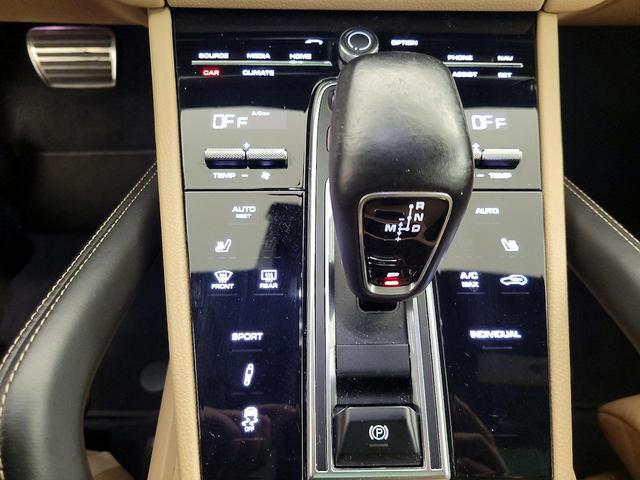 Photo of 2020 Black Porsche Cayenne