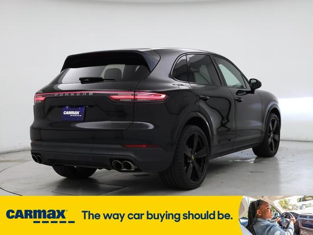 Photo of 2020 Black Porsche Cayenne