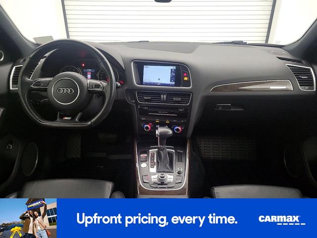 Photo of 2015 Gray Audi Q5