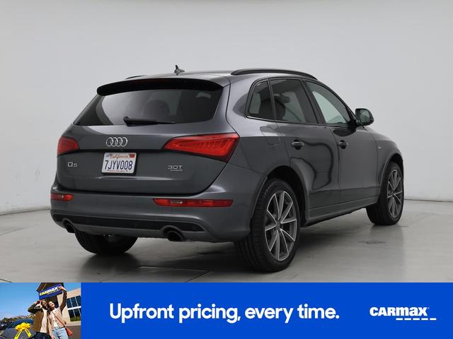 Photo of 2015 Gray Audi Q5