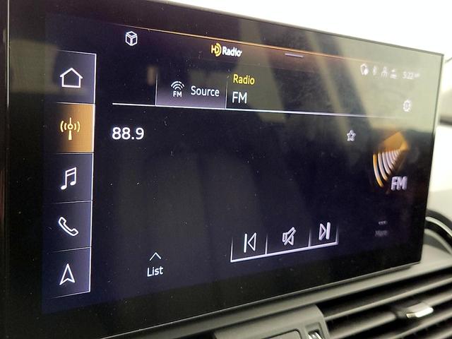 Photo of 2022 Gray Audi Q5