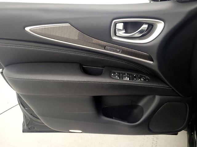 Photo of 2019 Black INFINITI QX60