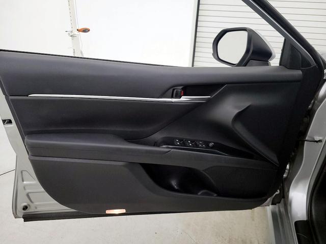 Photo of 2019 Silver Toyota Camry