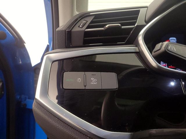 Photo of 2020 Blue Audi Q3