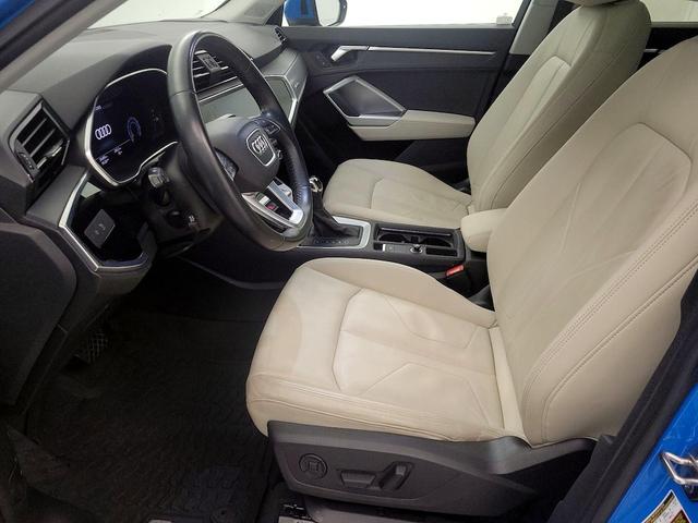 Photo of 2020 Blue Audi Q3
