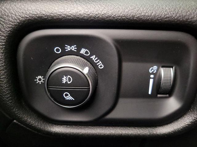 Photo of 2020 Gray RAM 1500