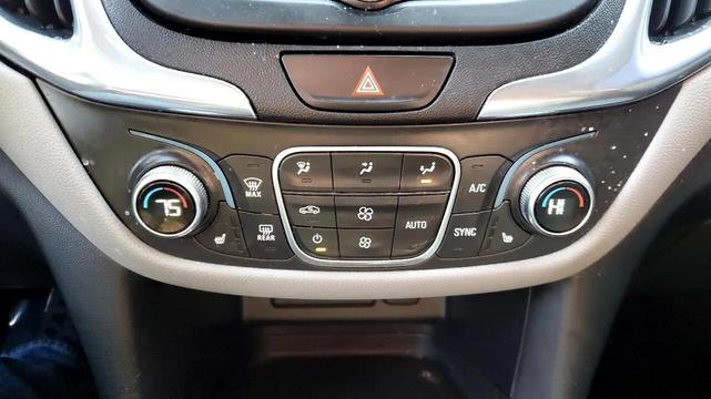 Photo of 2020 BLUE Chevrolet Equinox