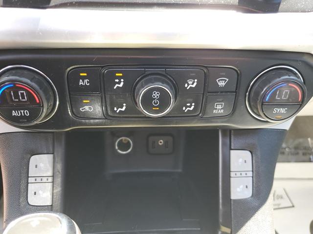 Photo of 2019 WHITE GMC Acadia
