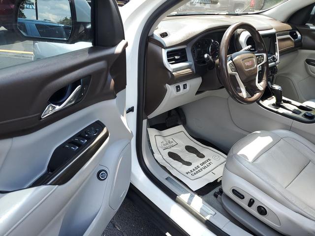 Photo of 2019 WHITE GMC Acadia
