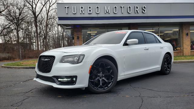 2019 Chrysler 300