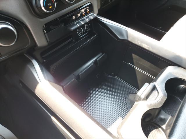 Photo of 2020 Diamond Black Crystal Pearlcoat RAM 1500