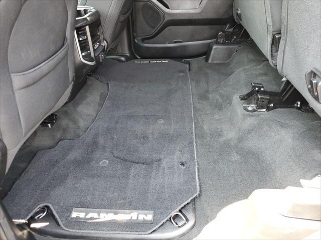 Photo of 2020 Diamond Black Crystal Pearlcoat RAM 1500