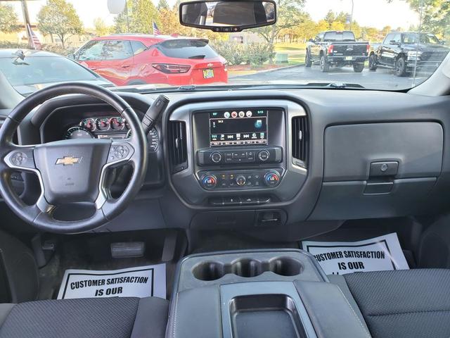 Photo of 2016 Black Chevrolet Silverado 1500