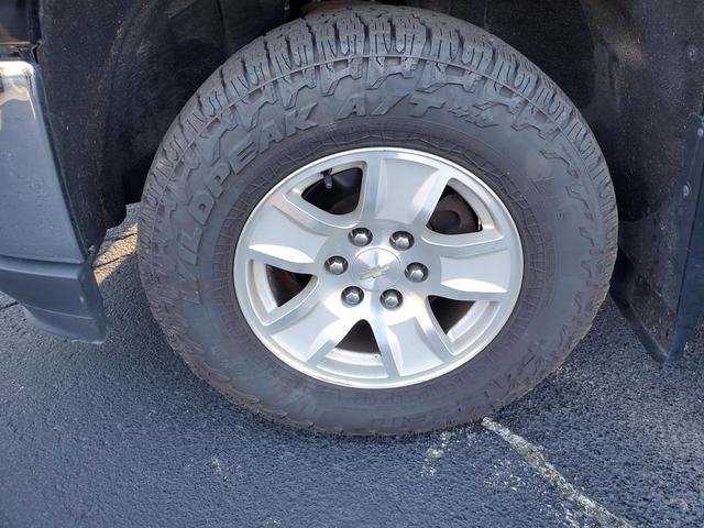 Photo of 2016 Black Chevrolet Silverado 1500
