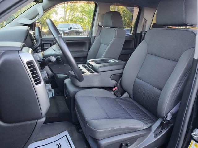 Photo of 2016 Black Chevrolet Silverado 1500