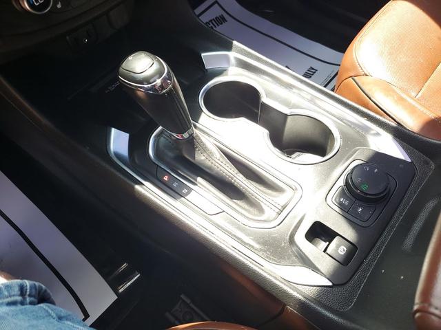 Photo of 2018 Mosaic Black Metallic Chevrolet Traverse
