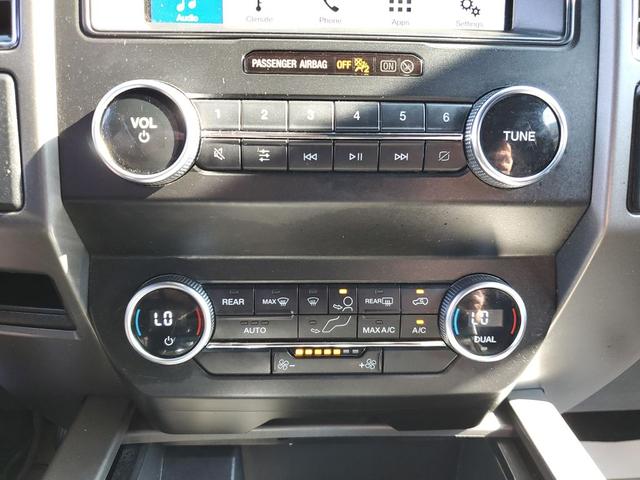 Photo of 2019 WHITE Ford Expedition