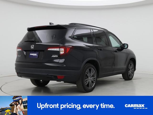 Photo of 2022 Black Honda Pilot